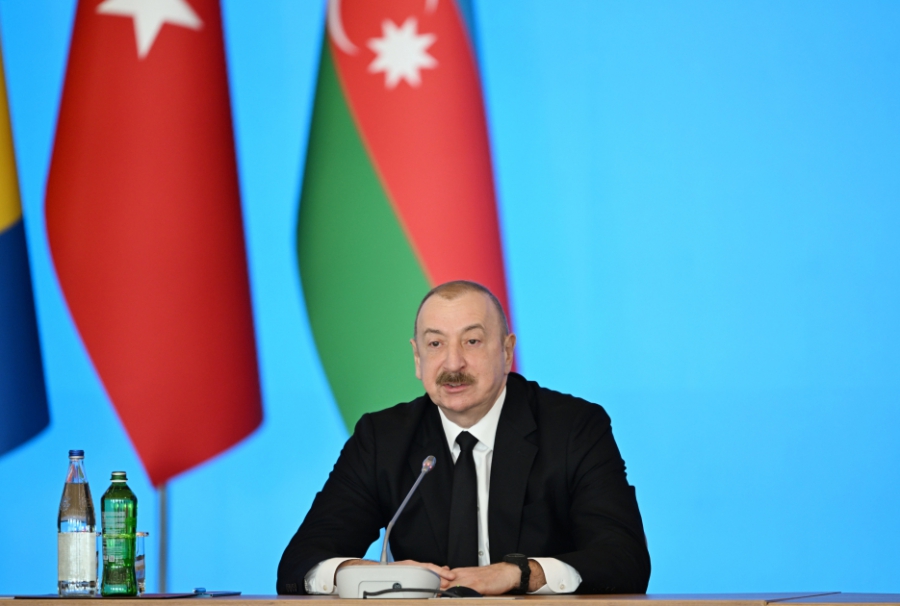 Aliyev ( Αζερμπαϊτζάν): H EE να επανεκτιμήσει την πολιτική της για το φυσικό αέριο