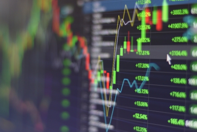 ΧΑ: Άνοδος 0,48% στις 2.679 μον - Metlen 49,92e (+0,12%), ΔΕΗ 23,86 e (+1,10%), ΕΛΠΕ 15,47 (+2,11%)