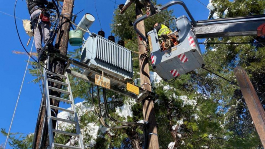 ΔΕΔΔΗΕ: Συνεχίζονται οι εργασίες για την επανηλεκτροδότηση 4.000 νοικοκυριών