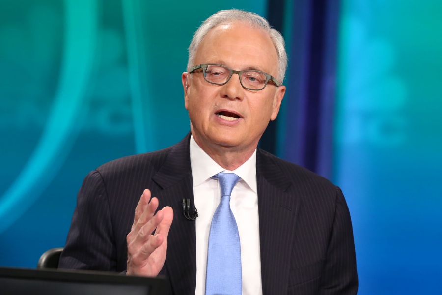 Ed Yardeni: Οι φούσκες θα «ξεφουσκώσουν», αλλά δεν θα έρθει ύφεση (investing.com)