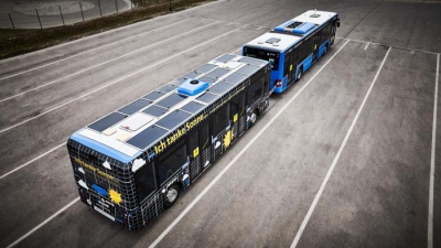 Στην γραμμή παραγωγής οδεύουν τα ηλιακά λεωφορεία