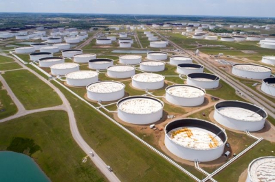 EIA: Mειώθηκαν τα αποθέματα πετρελαίου στις ΗΠΑ