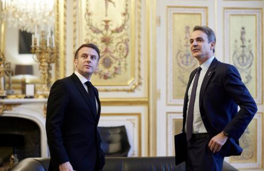 Άμυνα και AΙ στο επίκεντρο της συνάντησης Μητσοτάκη και Μακρόν - Κριτική Euractiv για την γαλλική στάση