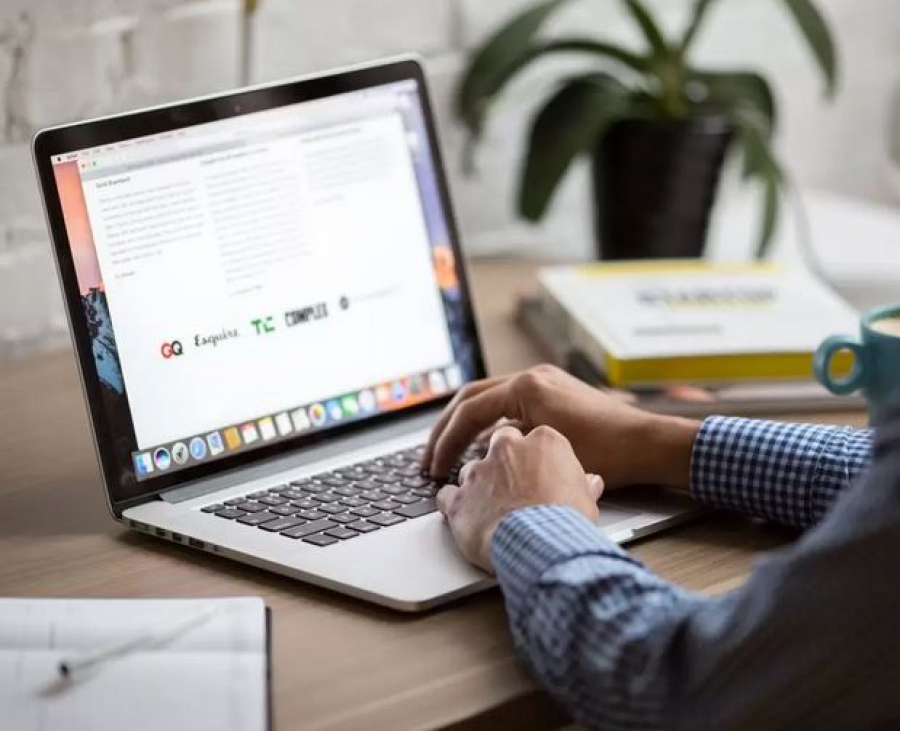 Έρευνα EY: Ανησυχίες από την αυξημένη χρήση ψηφιακών υπηρεσιών στο σπίτι