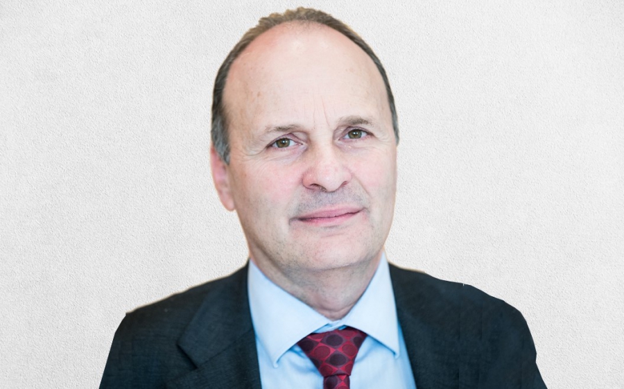 HELLENiQ ENERGY: Δυναμική ανάπτυξη στις ΑΠΕ με έμφαση στην Αποθήκευση