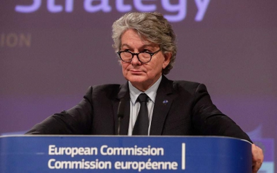 Μπρετόν (Επίτροπος ΕΕ) : Yπέρ των «κοινών προμηθειών» στον ενεργειακό τομέα