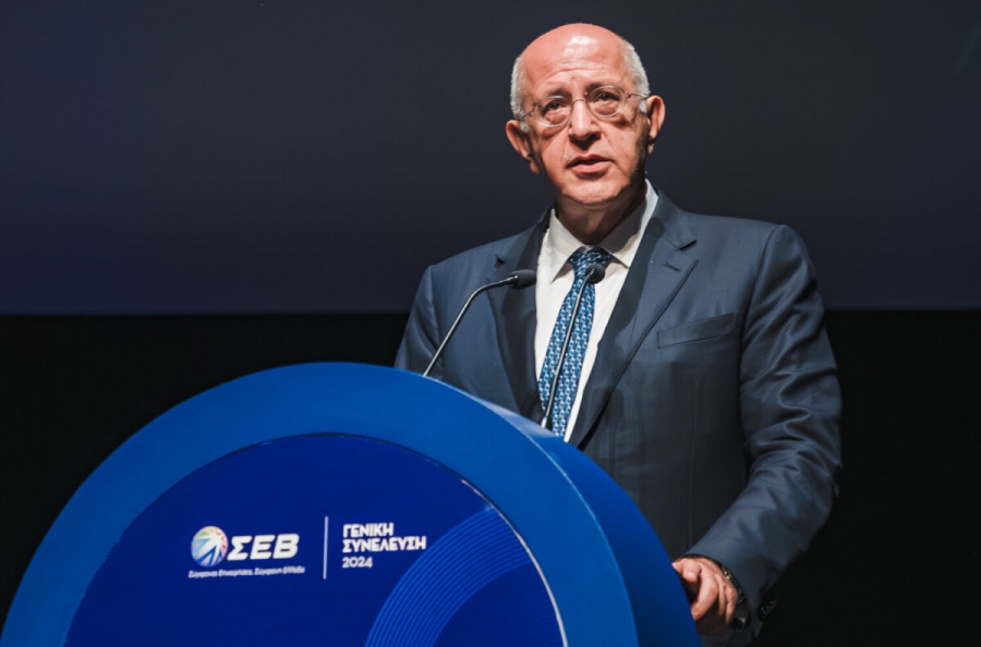 Μελέτη ΙΟΒΕ-ΣΕΒ: To ΑΙ μπορεί να είναι η μεγαλύτερη ευκαιρία – Ανοιχτό το ενδεχόμενο 4ημερης εργασίας