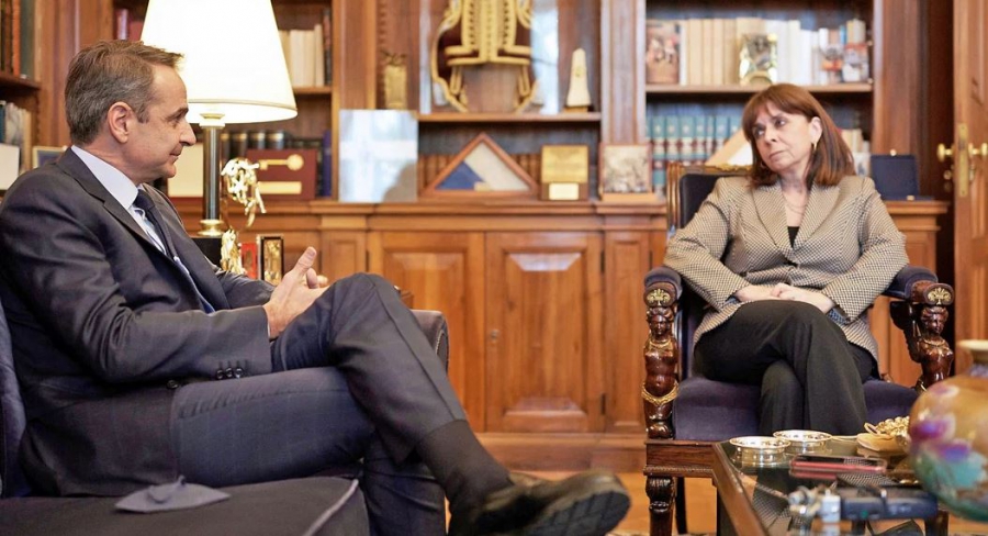 Μητσοτάκης στην ΠτΔ: Πρέπει να επιταχύνουμε ακόμα περισσότερο τη διείσδυση των ΑΠΕ