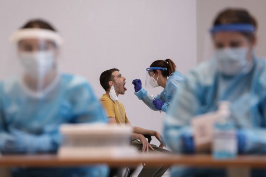 Συναγερμός για κορωνοϊό - Εντατικοποίηση ελέγχων και αυστηρή εφαρμογή μέτρων ζήτησε ο Μητσοτάκης - Στις 3.910 τα συνολικά κρούσματα με 27 νέα