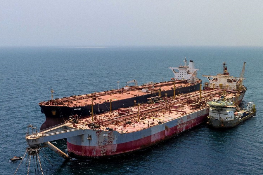 Οι εξαγωγές ρωσικού πετρελαίου της Αρκτικής προς την Κίνα αυξήθηκαν υποβοηθημένες από τις μεταφορές STS (Reuters)