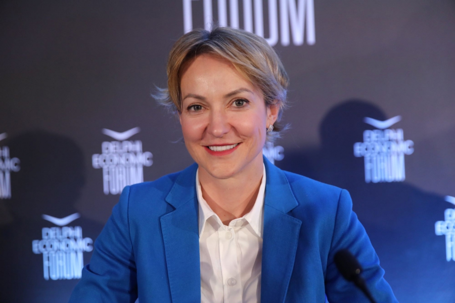 Τι γυρεύει η Αλεξάνδρα Σδούκου στις ΗΠΑ; - Η γεωπολιτική ατζέντα στην ενέργεια