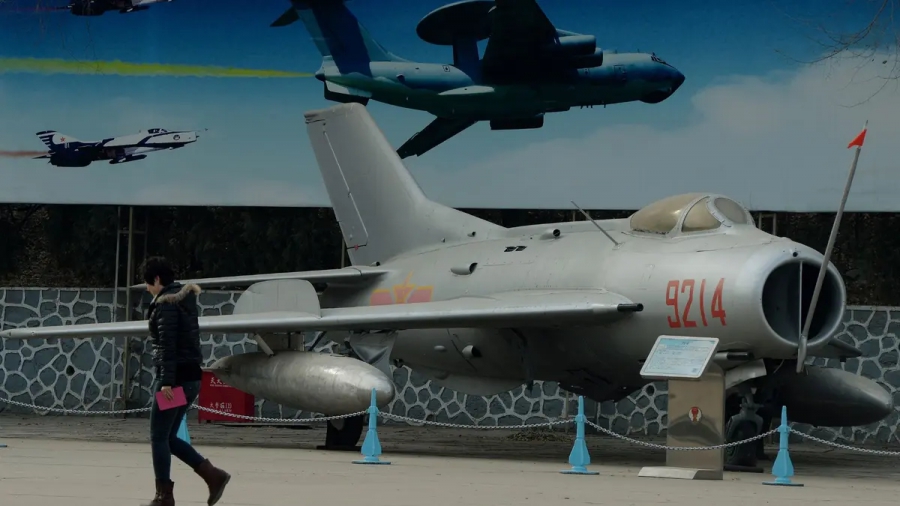 Η Κίνα αναβιώνει σοβιετικά αεροσκάφη της δεκαετίας του 1950 ως υπερηχητικά drones (Interesting Engineering)