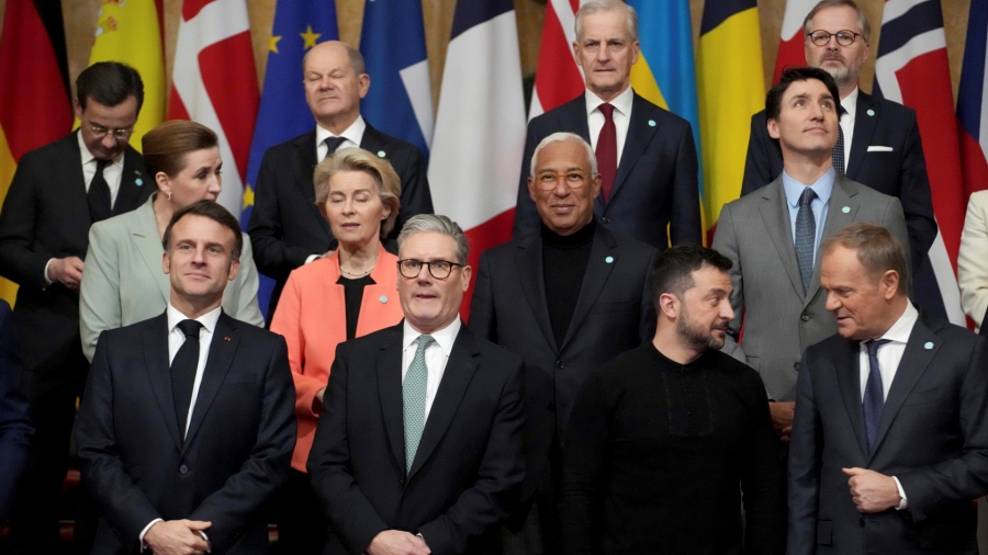 Λάδι στη φωτιά ρίχνουν οι Ευρωπαίοι στο Παρίσι - Zelensky σε παράκρουση: O Putin πεθαίνει