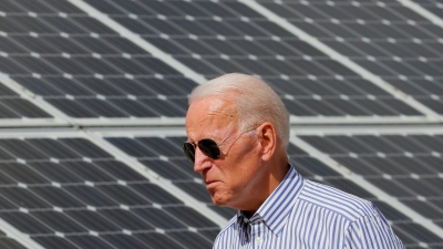 Στην καθαρή ενέργεια εστιάζει ο Biden - Ενισχύονται οι μετοχές εταιρειών ηλιακής ενέργειας