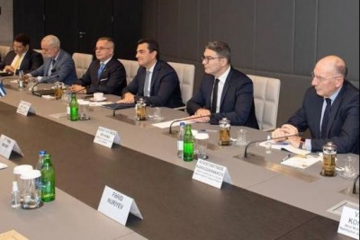 Σκρέκας: Ενισχύουμε τη συμμαχία με το Αζερμπαϊτζάν για τη διασφάλιση της επάρκειας εφοδιασμού της χώρας