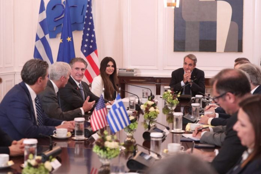 Συνάντηση Μητσοτάκη με τους Αμερικανούς Υπουργούς Ενέργειας και την πρέσβειρα Γκίλφοϊλ - Οι δηλώσεις