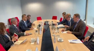 Παπασταύρου: Απεξάρτηση της Ευρώπης από το Ρωσικό αέριο και στροφή στο Αμερικανικό, με κύρια πύλη εισόδου την Ελλάδα -Συνάντηση με Γιόργκενσεν