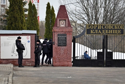 Γεμάτη κόσμο και αστυνομικές δυνάμεις η κηδεία Ναβάλνι στη Ρωσία