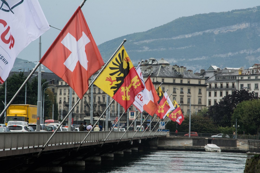 Ελβετία: Aποδεσμεύει στρατηγικά αποθέματα βενζίνης, ντίζελ και πετρελαίου θέρμανσης