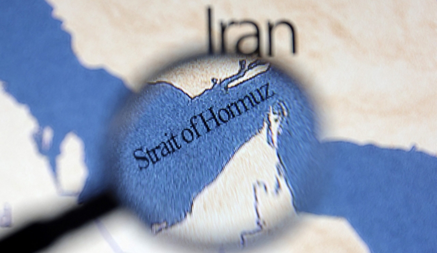 Ιράν: Τα Στενά του Ορμούζ δεν θα ανοίξουν όσο συνεχίζεται ο αμερικανικός αποκλεισμός