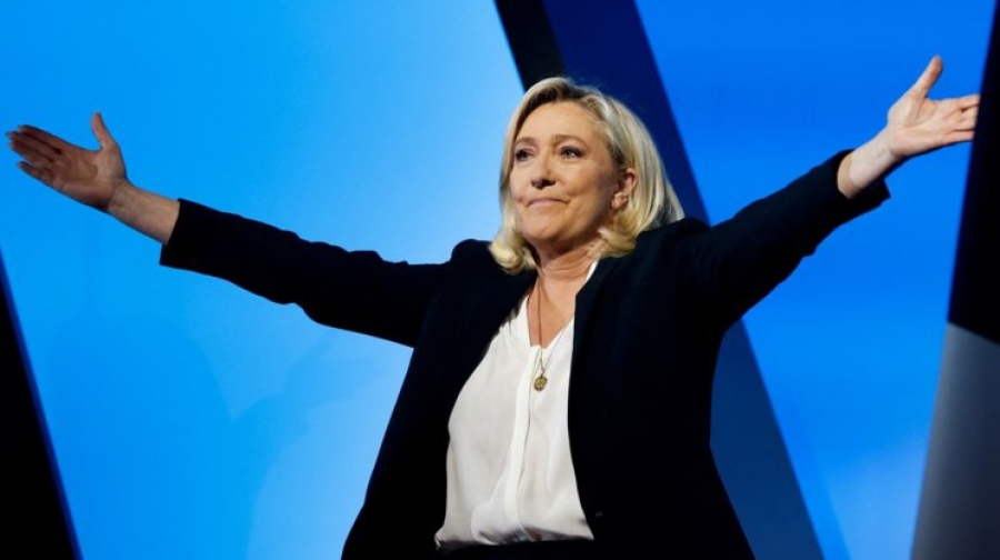 Ο στόχος Λεπέν για «συγκατοίκηση» με Μακρόν εξομαλύνει τις αγορές