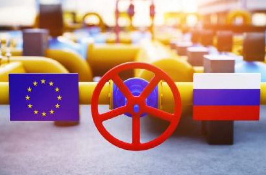 Reuters: H EE μελετά ταχύτερη σταδιακή κατάργηση του ρωσικού φυσικού αερίου