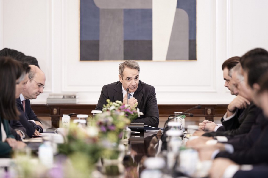 Μητσοτάκης: Τέλη Μαρτίου θα ανακοινωθεί η νέα αύξηση του κατώτατου μισθού