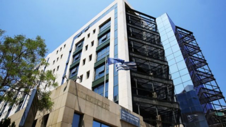 Απάντηση του ΥΠΕΝ σε σχόλιο Χαρίτση: Η κριτική προϋποθέτει διάβασμα και κατανόηση