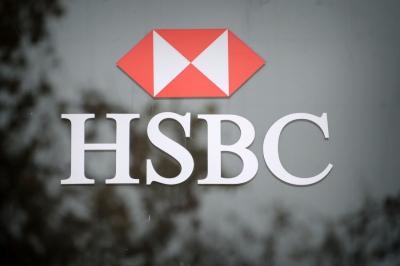 Η HSBC αξιολογεί τις ελληνικές τράπεζες