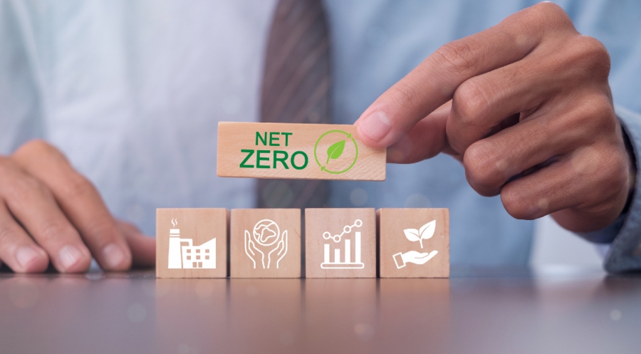 Bloomberg Green : Mόνον 2 στις 10 μεγάλες διεθνείς τράπεζες έδωσαν περισσότερες πράσινες χρηματοδοτήσεις από ορυκτά καύσιμα