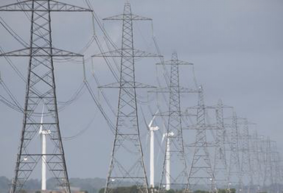 Γαλλία και Βρετανία θα διερευνήσουν διασύνδεση ηλεκτρικής ενέργειας 1 GW