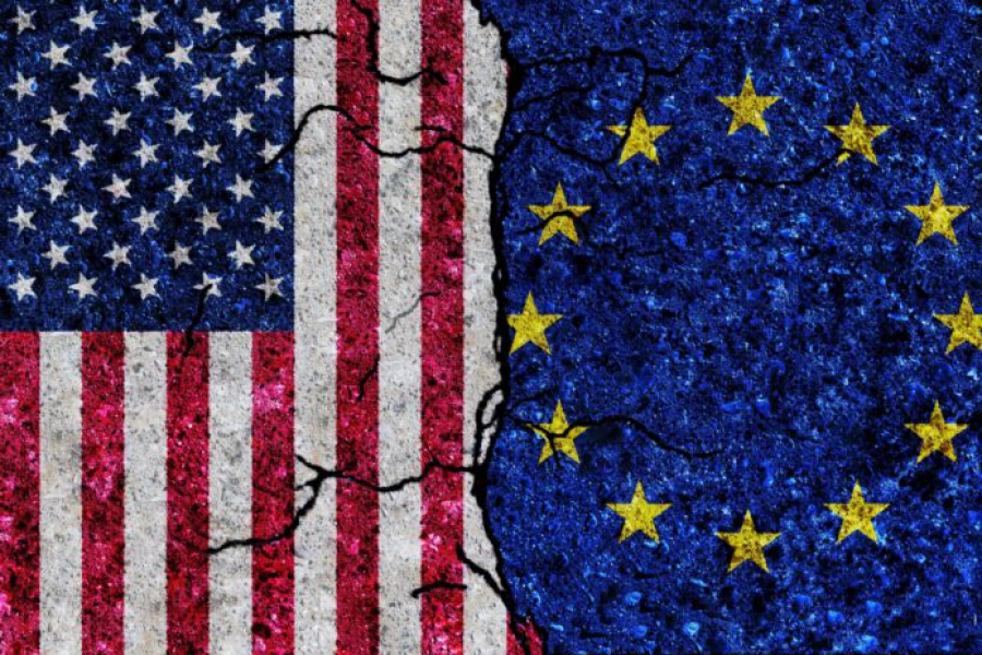 Έτοιμη για «αντεπίθεση» η ΕΕ στον εμπορικό πόλεμο των ΗΠΑ
