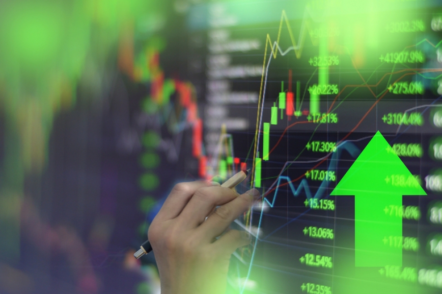 ΧΑ: Άνοδος 0,93% στις 1.818 μονάδες - Metlen 43,98e (+0,87%), ΜΟΗ 24,7e (+0,98%), ΔΕΗ 13,13e (-0,45%), ΕΛΠΕ 7,98e (+1,53%)