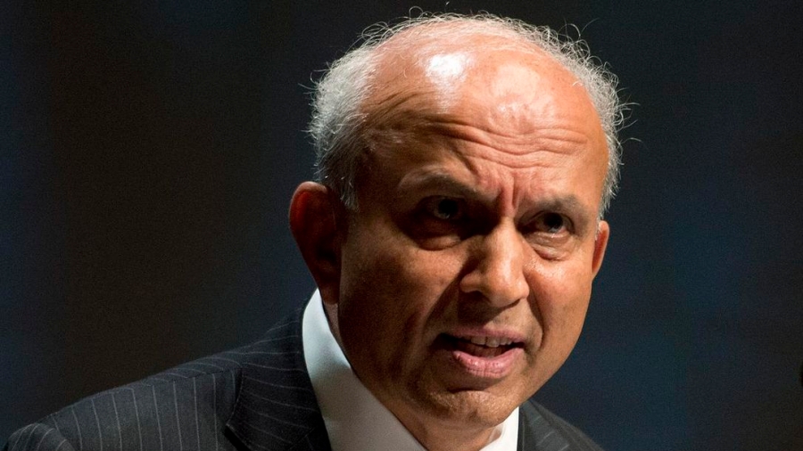 Fairfax: Τα εύσημα σε Καραβία και κυβέρνηση