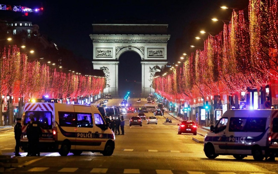 Χριστούγεννα υπό τον φόβο νέων lockdowns στην Ευρώπη - Τα ανησυχητικά δεδομένα