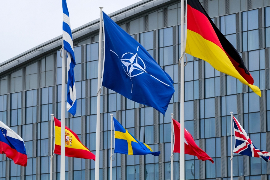 ΝΑΤΟ: Σχέδια για πιο επιθετική αντιμετώπιση των ρωσικών drones και του υβριδικού πολέμου (FT)