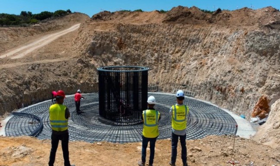 Reuters: Η ισπανική Capital Energy πουλά ενεργειακά assets 4,3 GW έναντι 1 δισ. δολ.