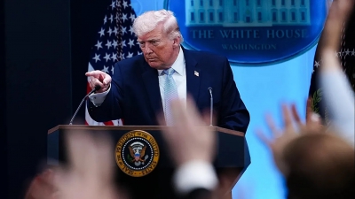 Trump: Ανακοίνωσε οικονομική D-Day για το Ιράν- Κυρώσεις και σε όποια χώρα βοηθήσει την Τεχεράνη