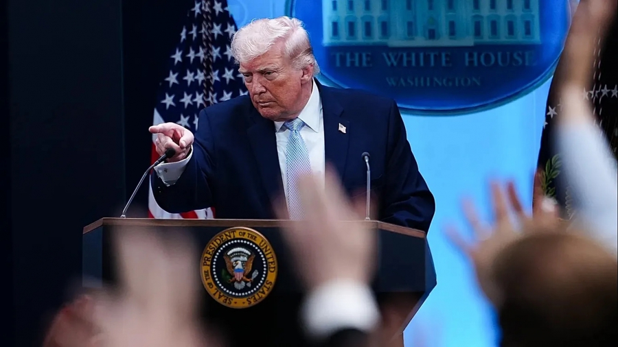 Trump: Ανακοίνωσε οικονομική D-Day για το Ιράν- Κυρώσεις και σε όποια χώρα βοηθήσει την Τεχεράνη