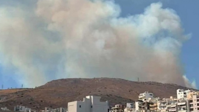 Μεγάλη φωτιά στην Περιφερειακή Αιγάλεω: Εκκένωση σε Αφαία και Άνω Δάσος Χαϊδαρίου - Ενεργοποιήθηκε το 112