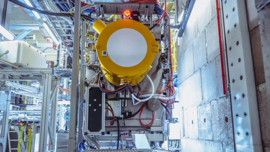 Πρωτοποριακή τεχνολογία πυρηνικής σύντηξης καταγράφει χρήση νερού σε πάχος ανθρώπινης τρίχας (Interesting Engineering)