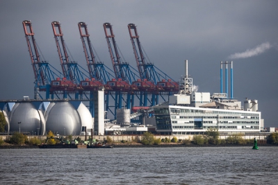 RWE: Η Ευρώπη πρέπει να επενδύσει σε χερσαίους τερματικούς σταθμούς LNG για να εξασφαλίσει μακροπρόθεσμες προμήθειες
