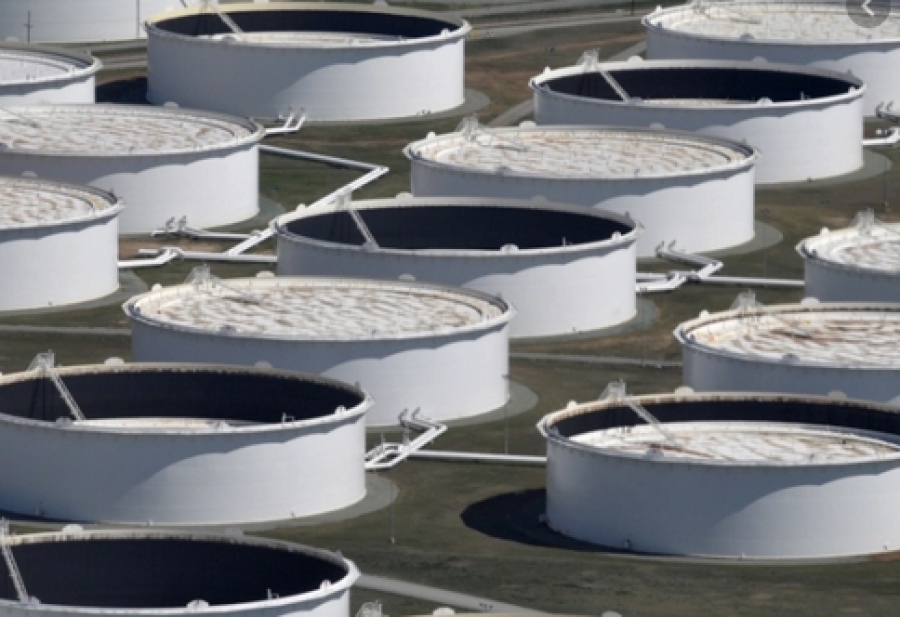 ΕΙΑ: Μειώθηκαν τα αποθέματα αργού στις ΗΠΑ, αυξήθηκαν της βενζίνης