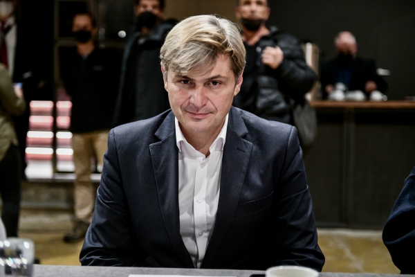 Ν. Φαραντούρης: Ενεργειακές δολιχοδρομίες στο δρόμο προς την κλιματική μετάβαση