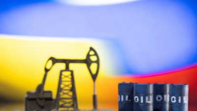 Μείωση της παραγωγής πετρελαίου του ΟΠΕΚ κατά 1 εκατ. βαρέλια θέλει η Ρωσία