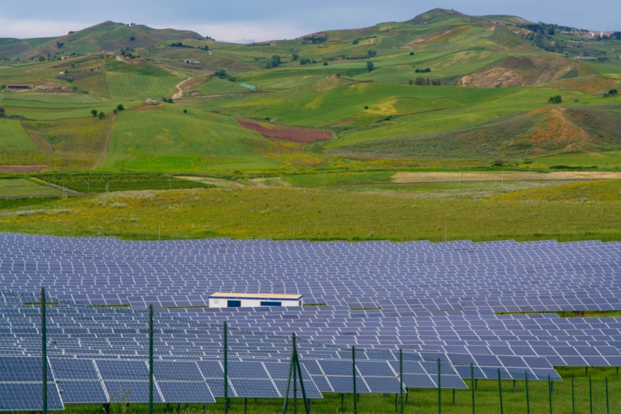 Ιταλία: Εκτός δημοπρασίας ηλιακής ενέργειας τα έργα που έχουν κινεζικά εξαρτήματα