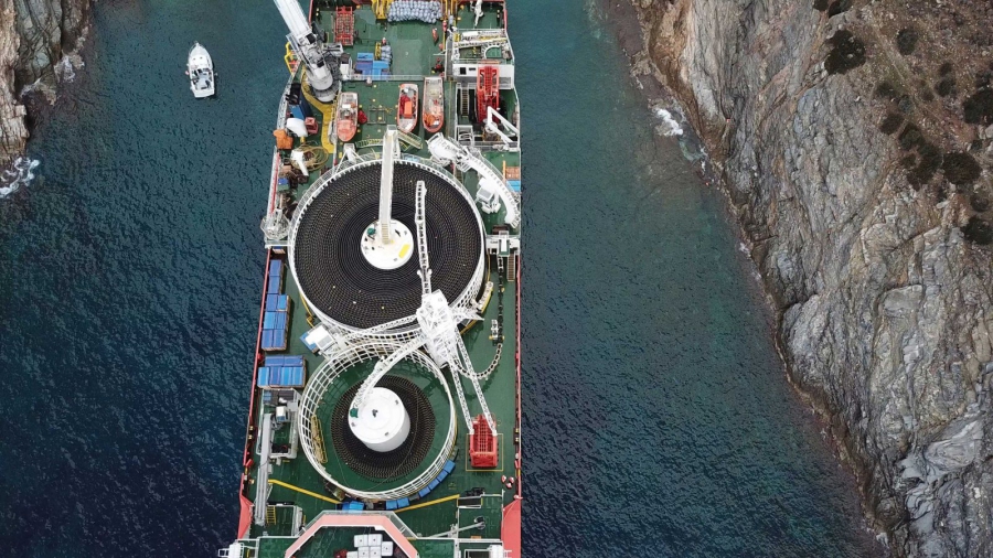 Cenergy: Στην Hellenic Cables η προμήθεια 360 χλμ. υποβρυχίων inter-array καλωδίων στο Sofia Offshore Wind Farm