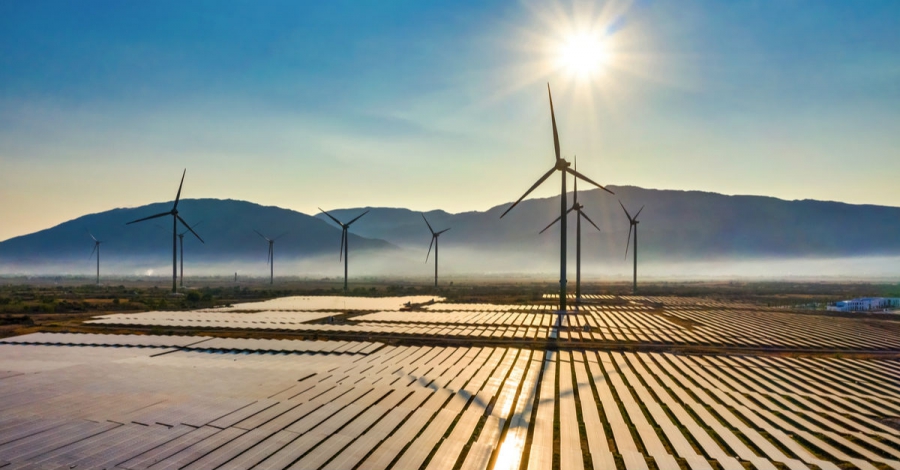 IEA: Προβλέψεις για ρεκόρ στην παραγωγή ηλεκτρικής ενέργειας από ΑΠΕ το 2021