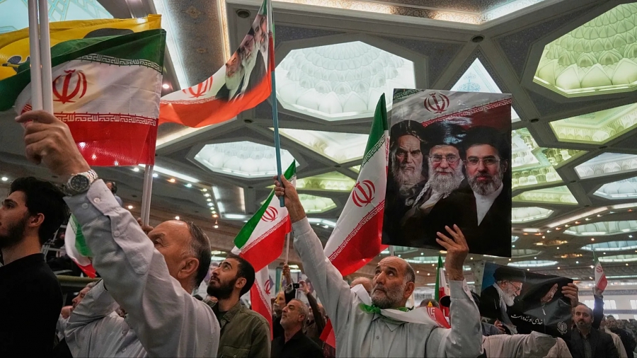 Khamenei: Το Ιράν επέφερε «αποφασιστικό πλήγμα» στον «κακόβουλο εχθρό» (euronews)