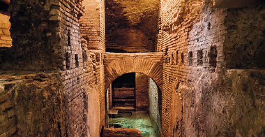 Ελληνικό ιερό της Εποχής του Χαλκού ανακαλύφθηκαν σε διάσημο ιταλικό σπήλαιο (Interesting Engineering)